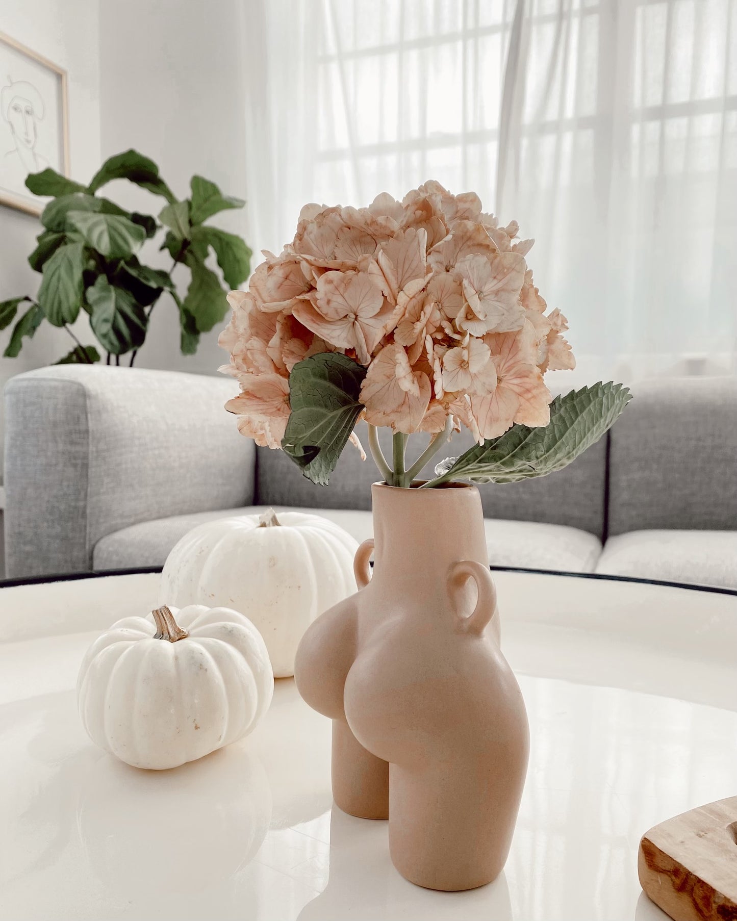 Inno Body Vase - 5.7" Tall